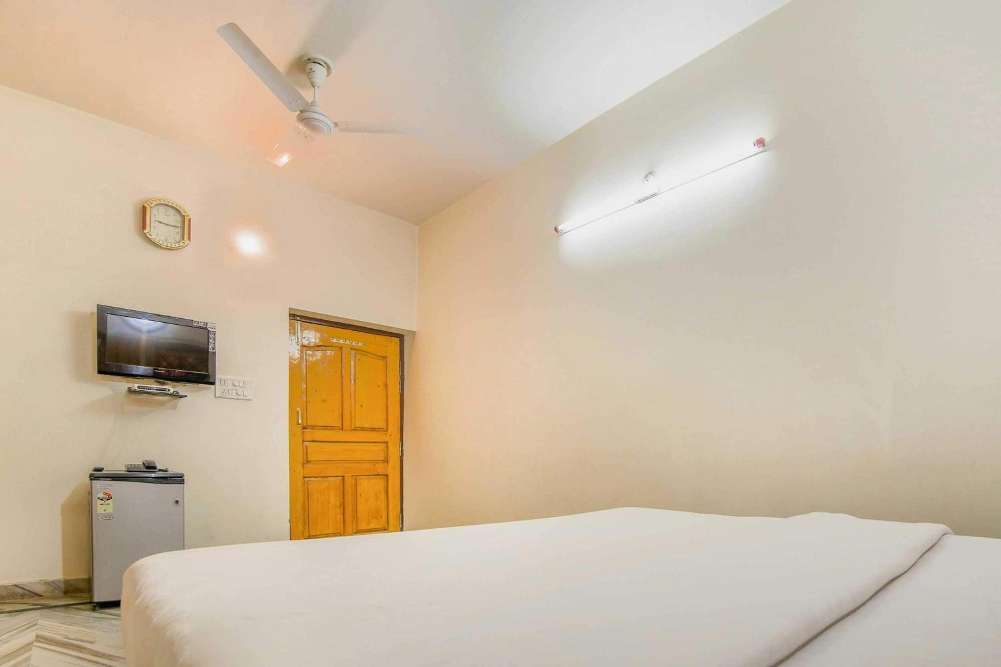 Collection O 81098 Hotel Royal Panjab Bijnaur Exterior photo
