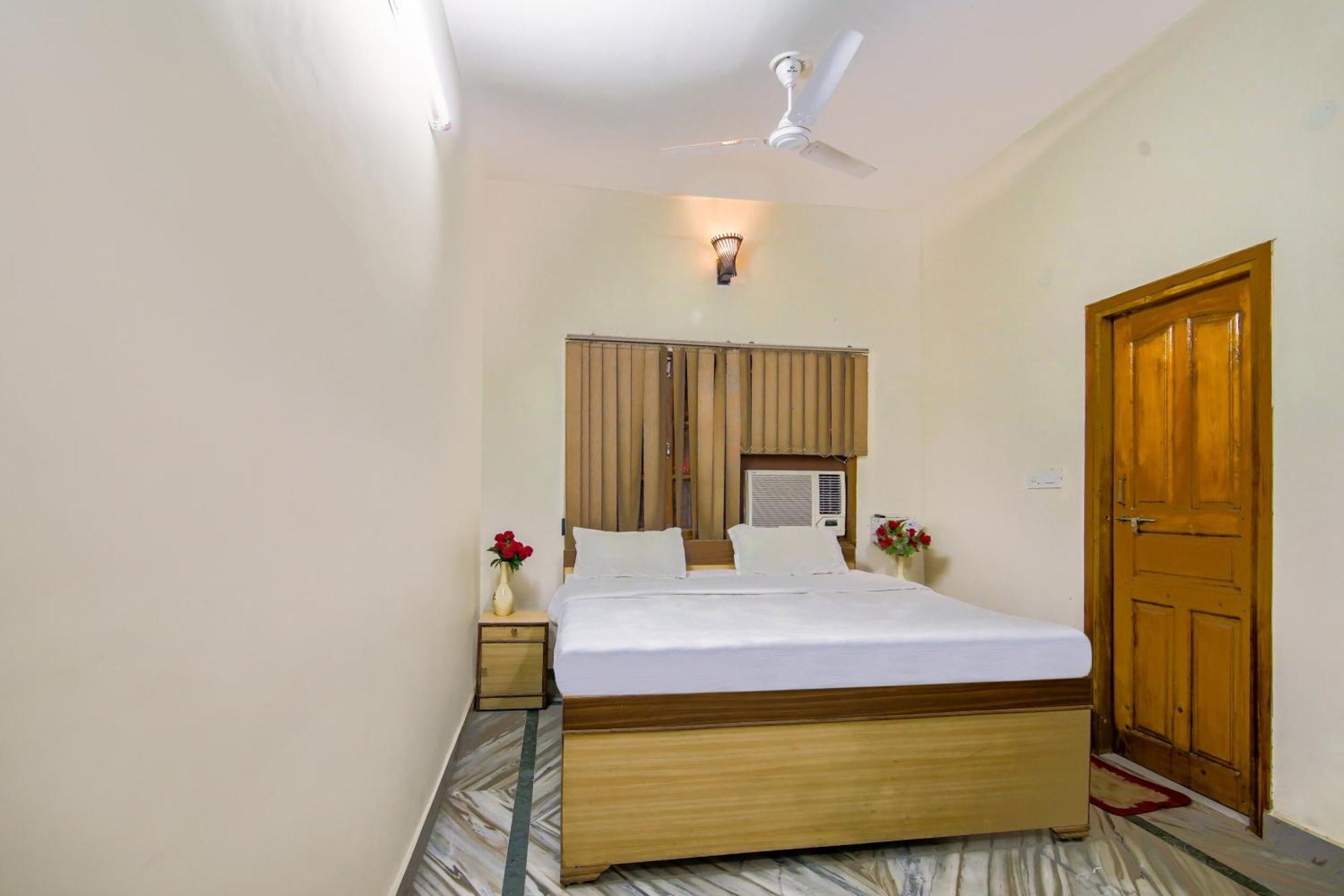 Collection O 81098 Hotel Royal Panjab Bijnaur Exterior photo
