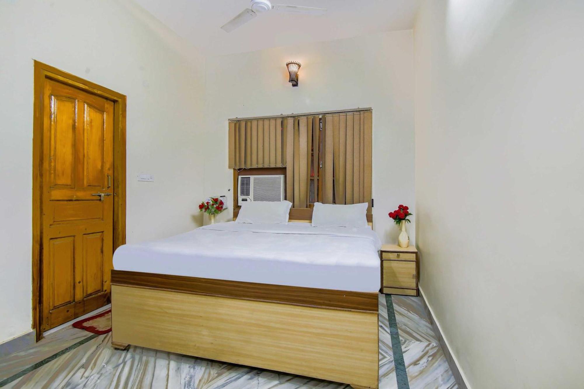 Collection O 81098 Hotel Royal Panjab Bijnaur Exterior photo