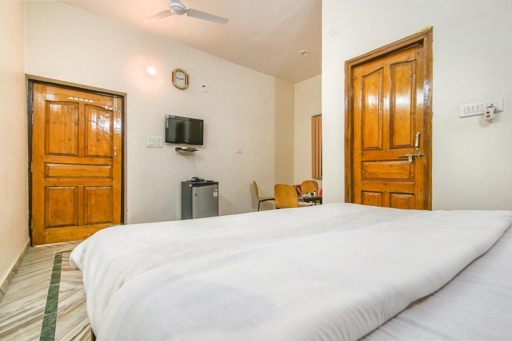 Collection O 81098 Hotel Royal Panjab Bijnaur Exterior photo